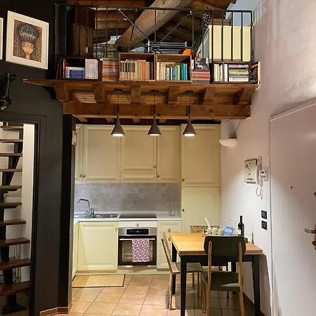 شقة Casa Antico Portone Mompiano *