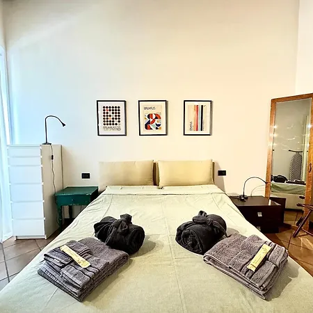 Casa Antico Portone Mompiano شقة